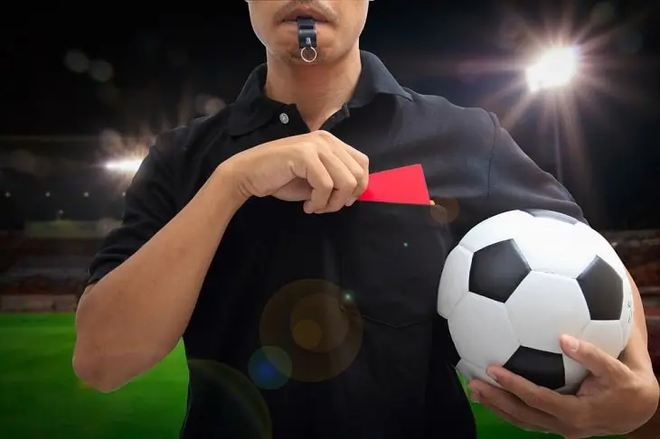 Qualify as a Club Referee !   Get paid !